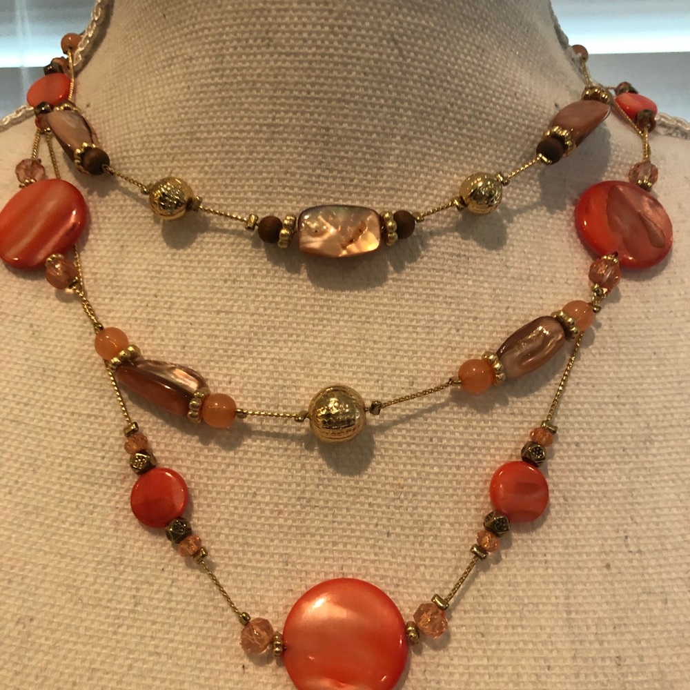 Necklace NWT